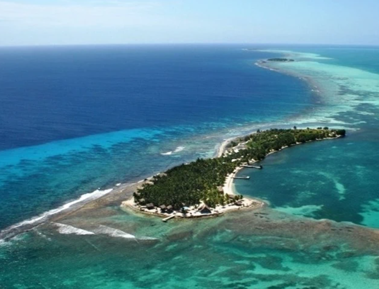 Glover's Reef, , Belize
